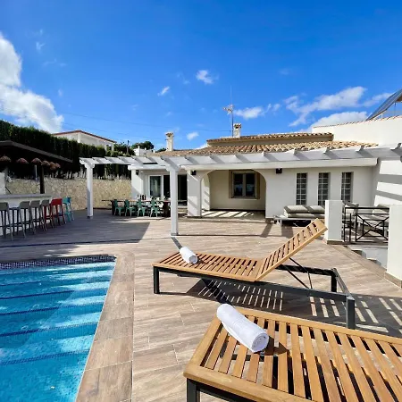 Albir & Relax Вилла