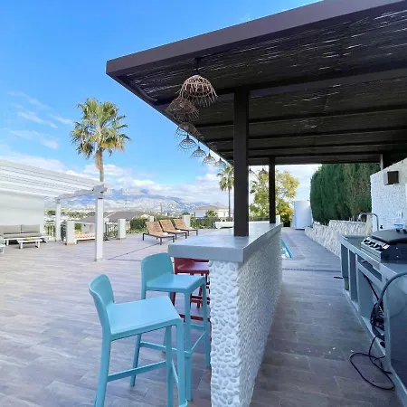 Albir & Relax Вилла *